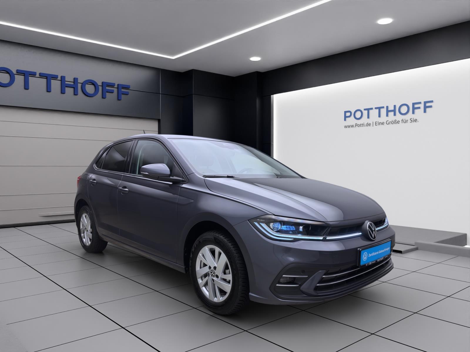 Volkswagen Polo 1.0 TSI DSG STYLE NAVI IQ.LIGHT ACC PDC