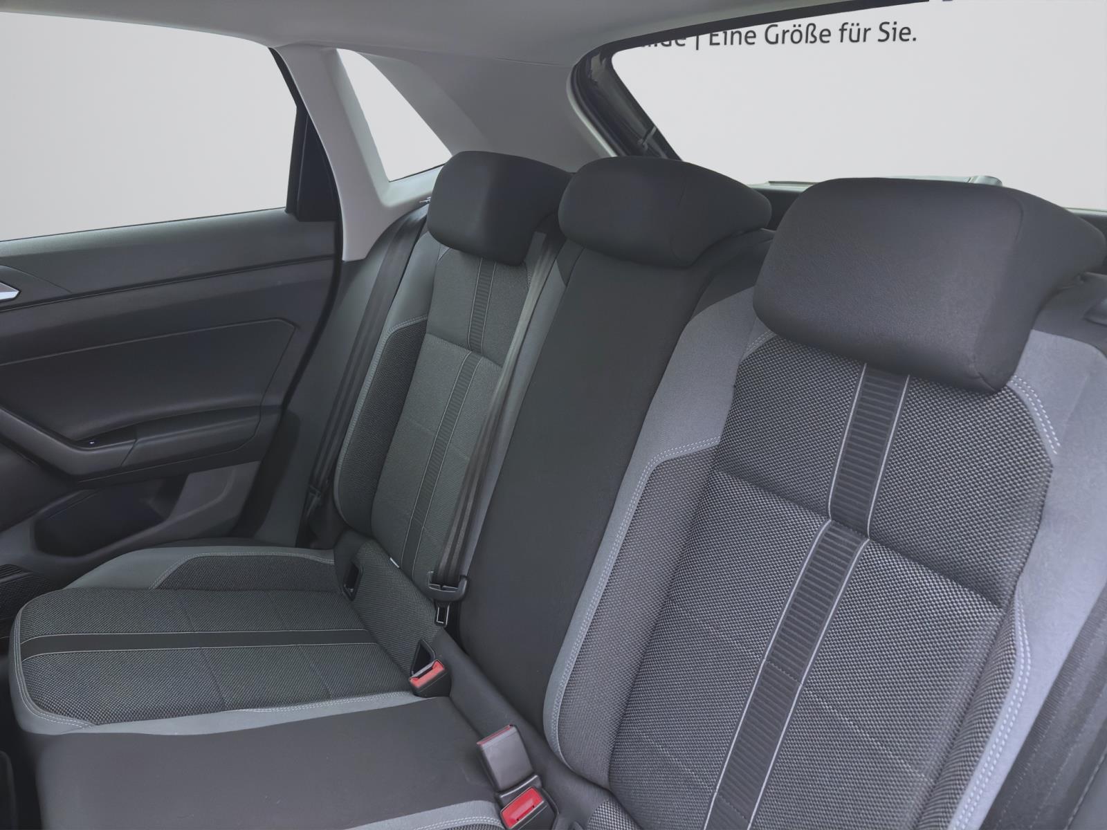Volkswagen Polo 1.0 TSI DSG STYLE NAVI IQ.LIGHT ACC PDC
