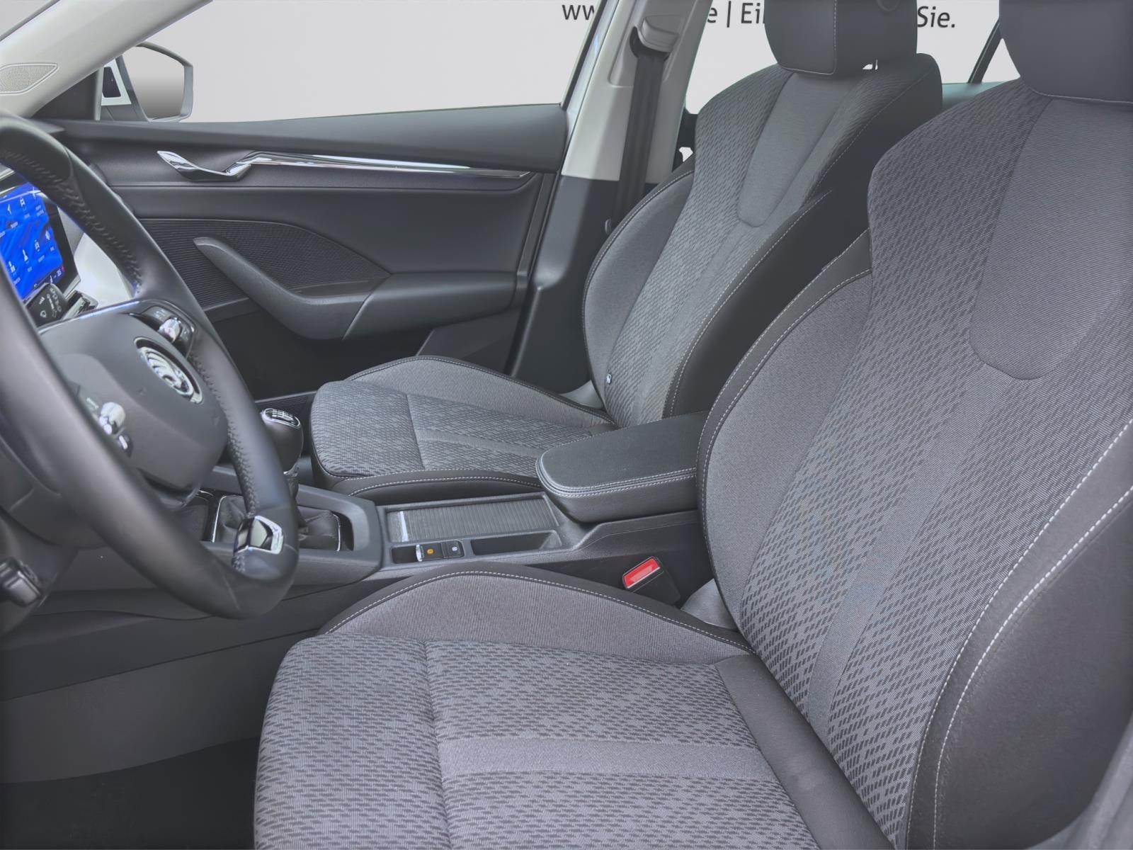 Bild 8: Skoda Octavia Combi 2.0 TDI STYLE NAVI PDC SITZHZG LED