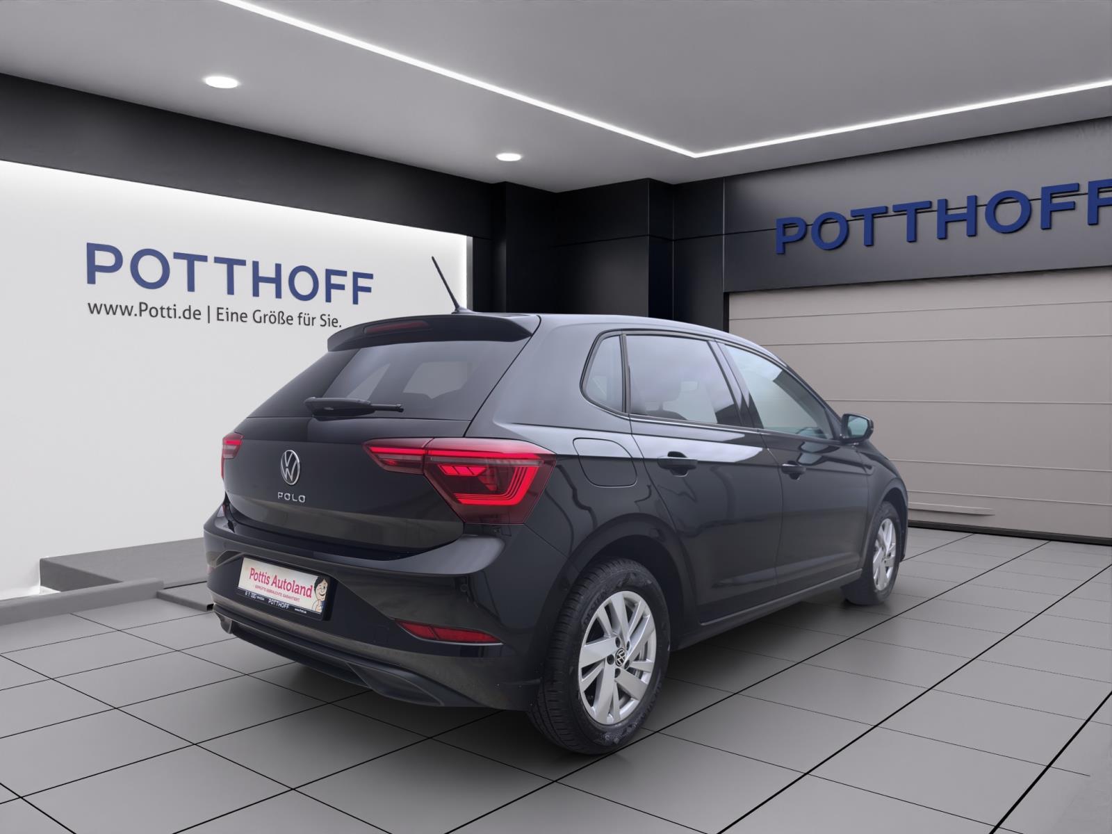 Volkswagen Polo 1.0 TSI DSG STYLE NAVI IQ.LIGHT ACC PDC