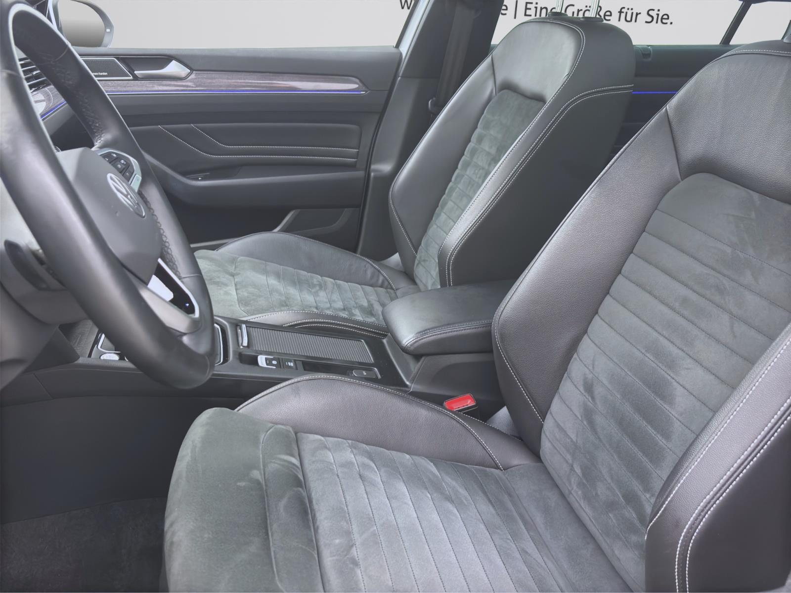 Volkswagen Passat Variant 2.0 TDI DSG ELEGANCE STANDHZG PANO AHK