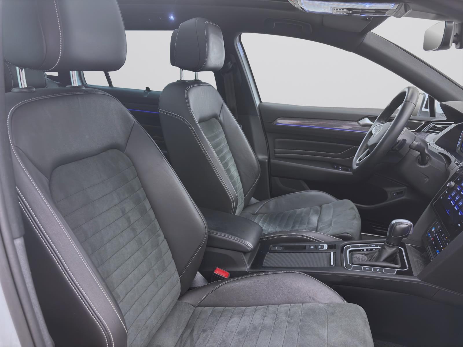 Volkswagen Passat Variant 2.0 TDI DSG ELEGANCE STANDHZG PANO AHK