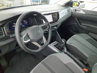 Volkswagen Polo 1.0 TSI DSG STYLE NAVI IQ.LIGHT ACC PDC