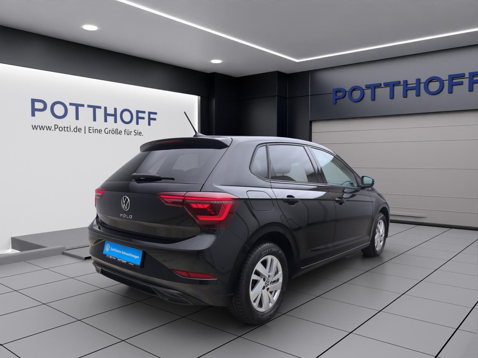 Volkswagen Polo 1.0 TSI DSG STYLE NAVI IQ.LIGHT ACC PDC