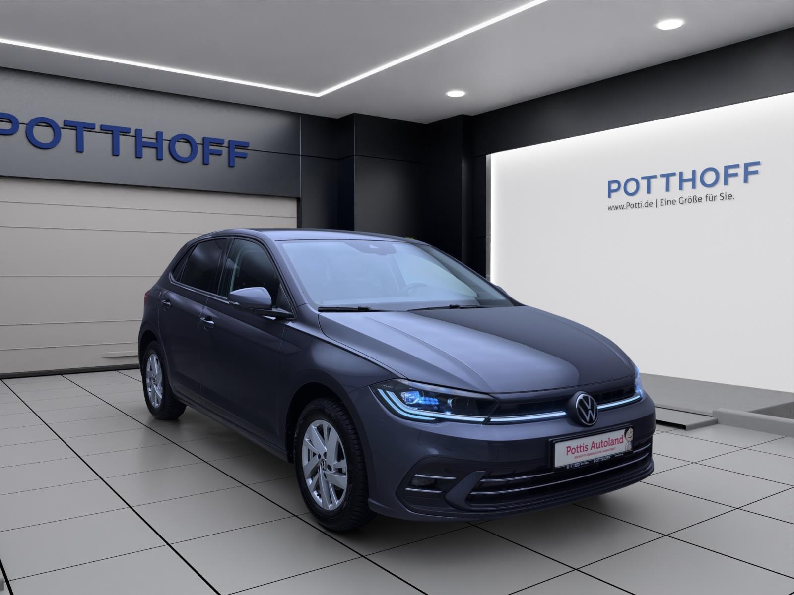 Volkswagen Polo 1.0 TSI DSG STYLE NAVI IQ.LIGHT ACC PDC
