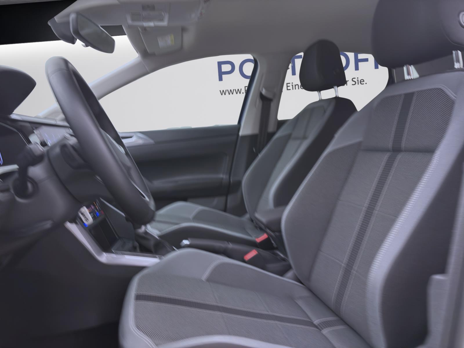 Volkswagen Polo 1.0 TSI DSG STYLE NAVI IQ.LIGHT SITZHZG PDC