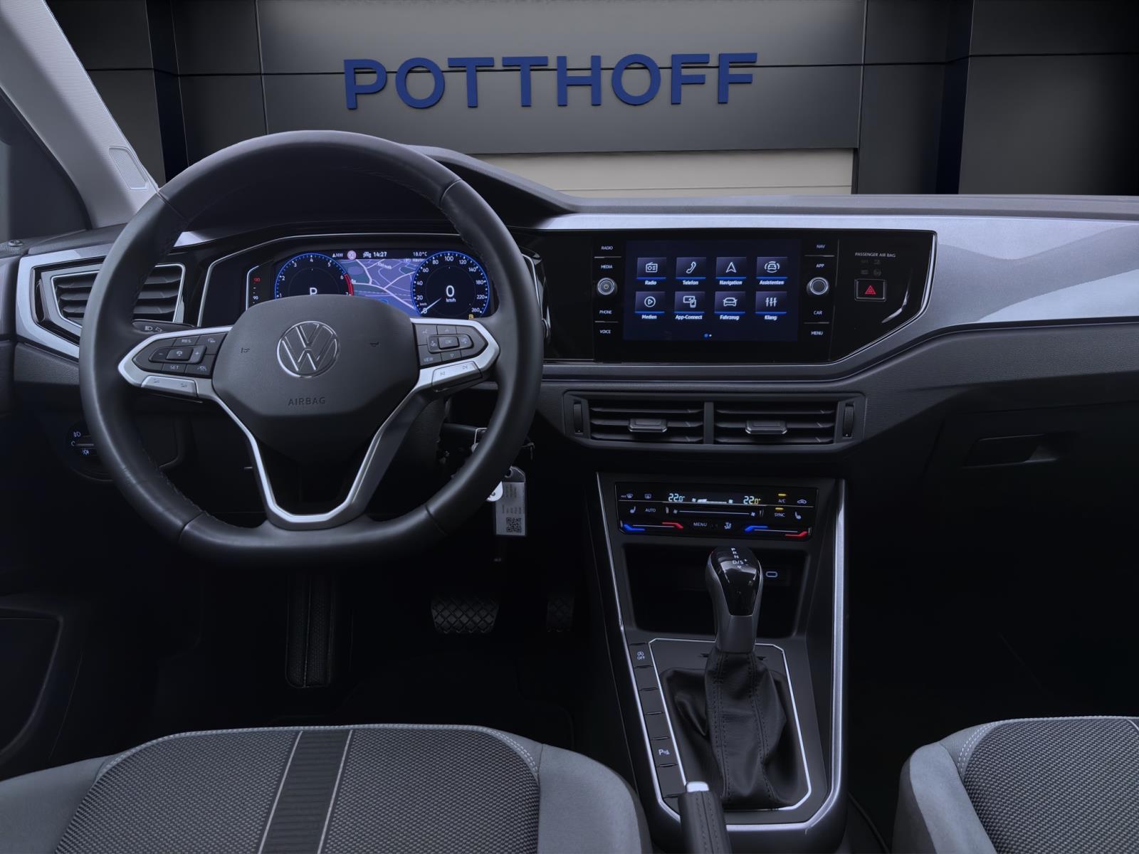 Volkswagen Polo 1.0 TSI DSG STYLE NAVI IQ.LIGHT SITZHZG PDC