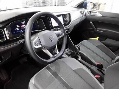 Volkswagen Polo 1.0 TSI DSG STYLE NAVI IQ.LIGHT SITZHZG PDC