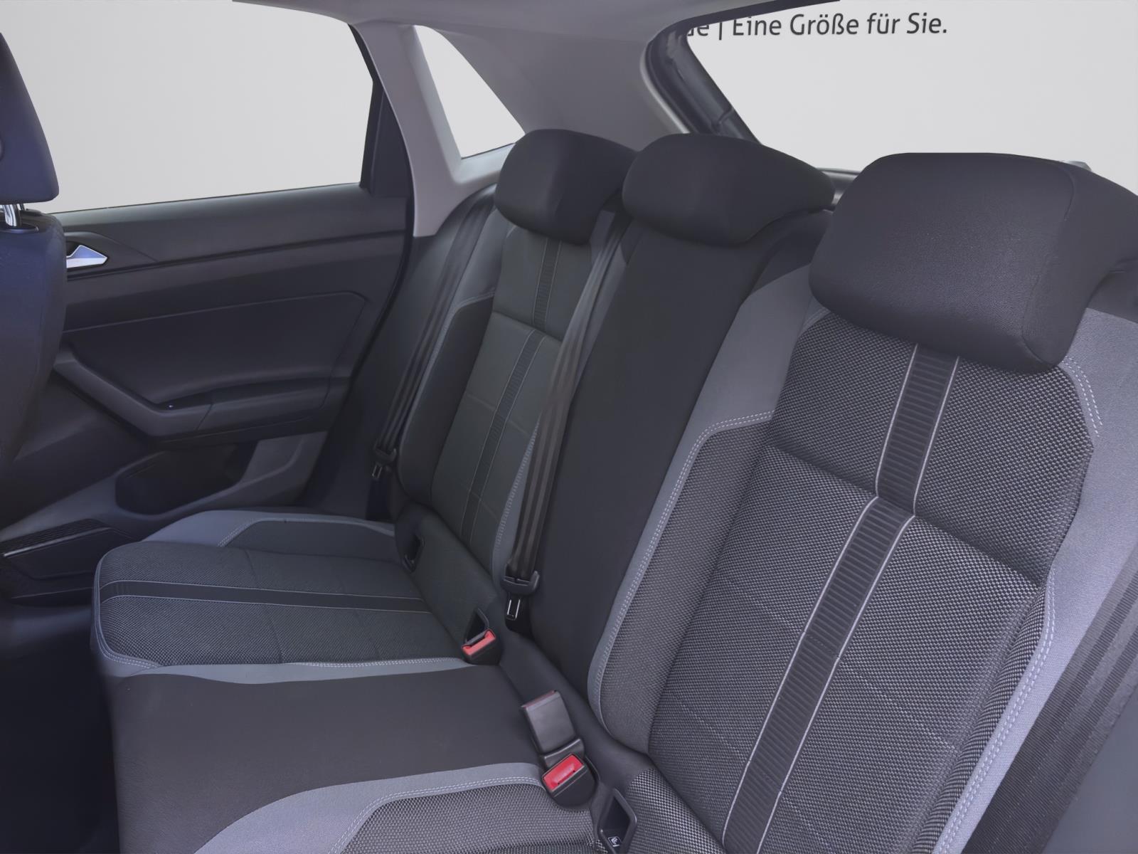 Volkswagen Polo 1.0 TSI DSG STYLE NAVI IQ.LIGHT ACC PDC