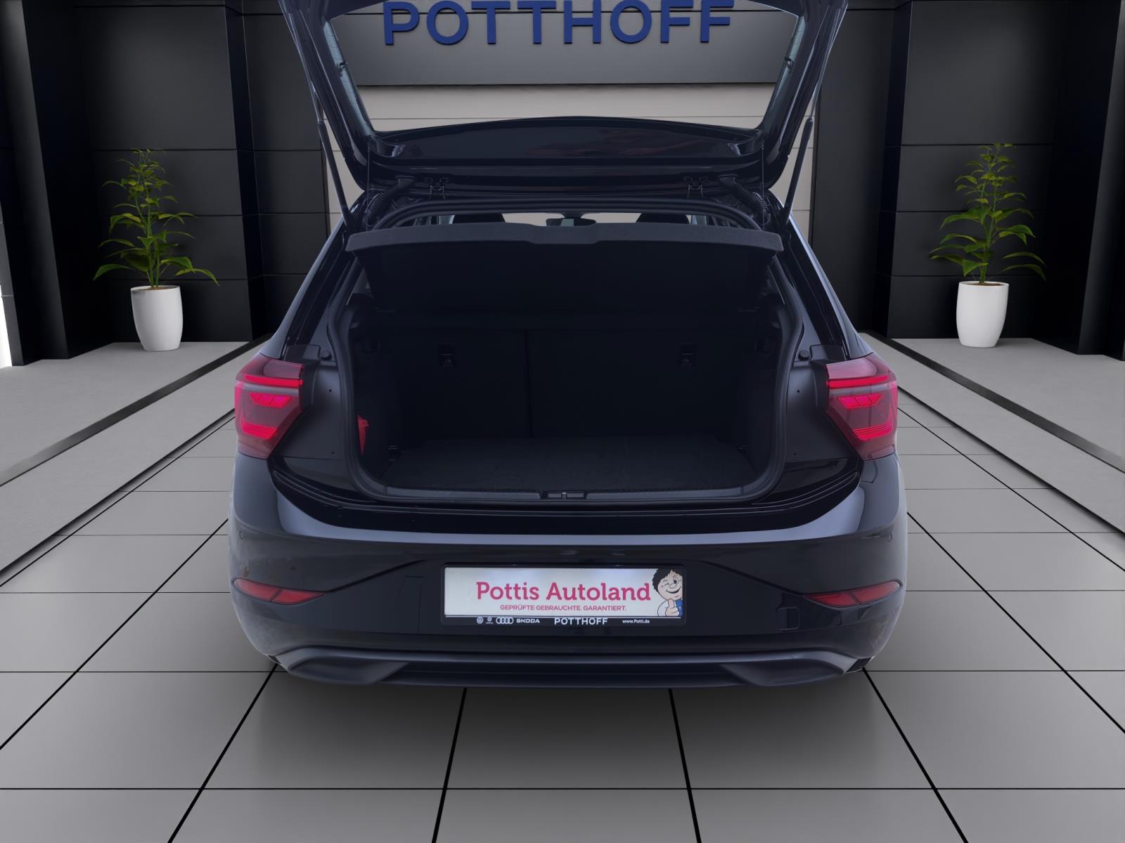 Volkswagen Polo 1.0 TSI DSG STYLE NAVI IQ.LIGHT SITZHZG PDC