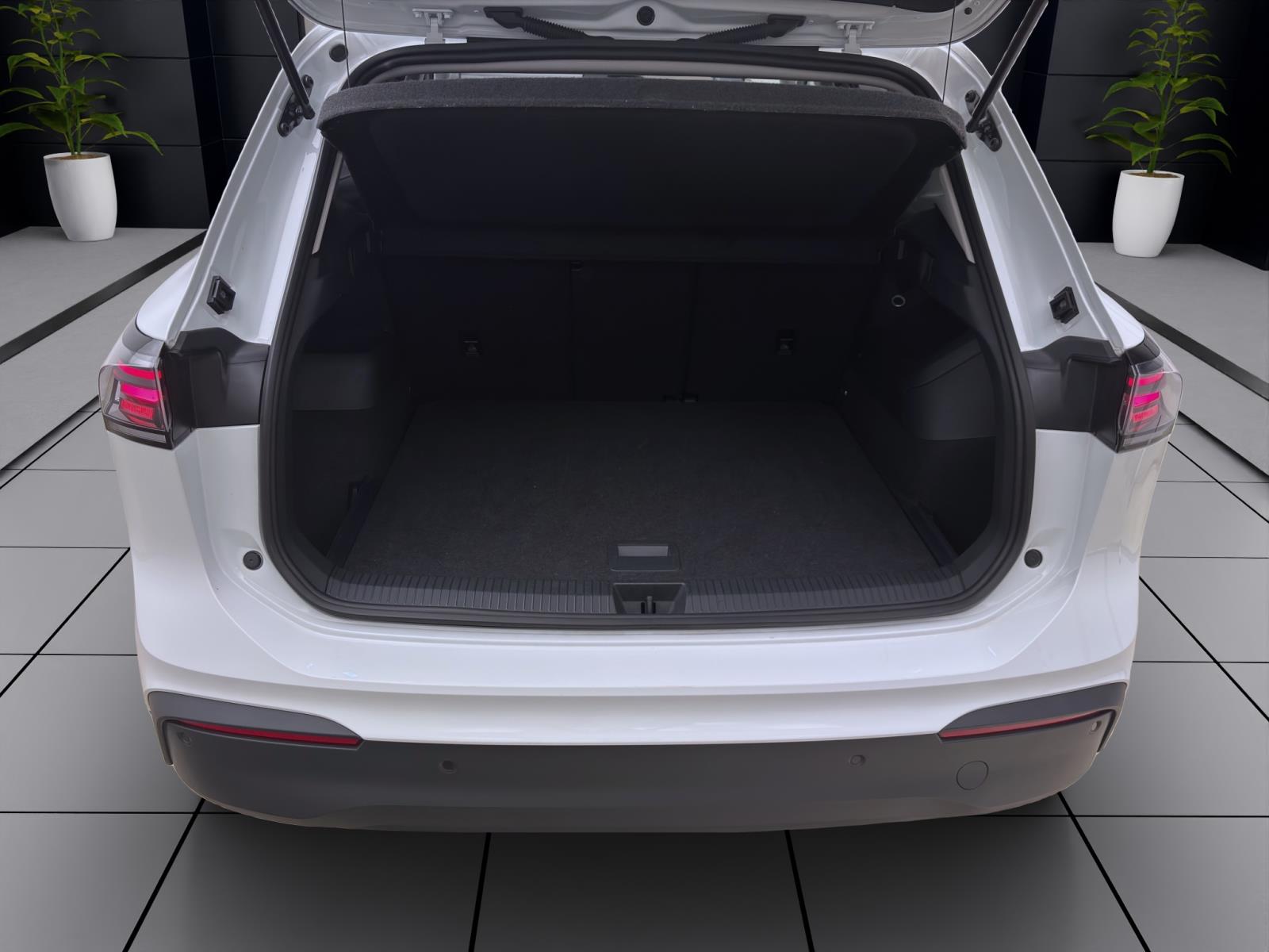 Bild 3: Volkswagen Tiguan 1.5 eTSI DSG LIFE AHK NAVI KAMERA LED+
