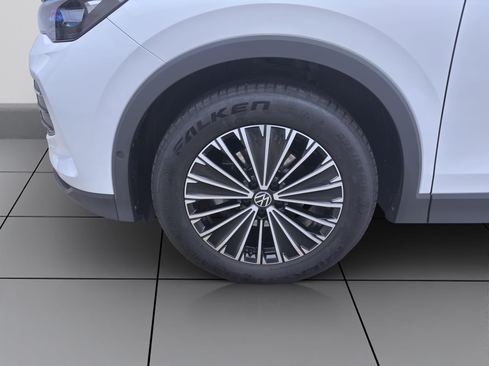 Bild 7: Volkswagen Tiguan 1.5 eTSI DSG LIFE AHK NAVI KAMERA LED+