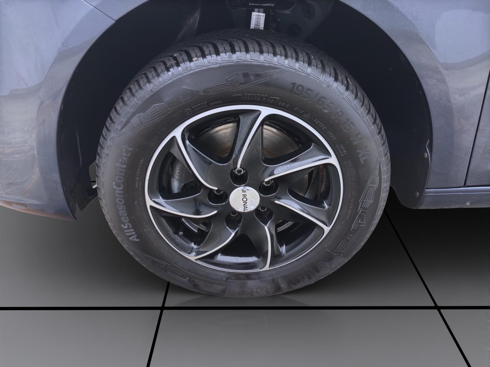 Bild 7: Volkswagen Caddy 2.0 TDI KLIMA ROLLSTUHLRAMPE
