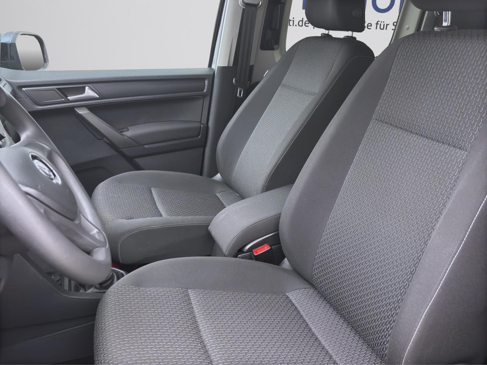 Bild 8: Volkswagen Caddy 2.0 TDI KLIMA ROLLSTUHLRAMPE