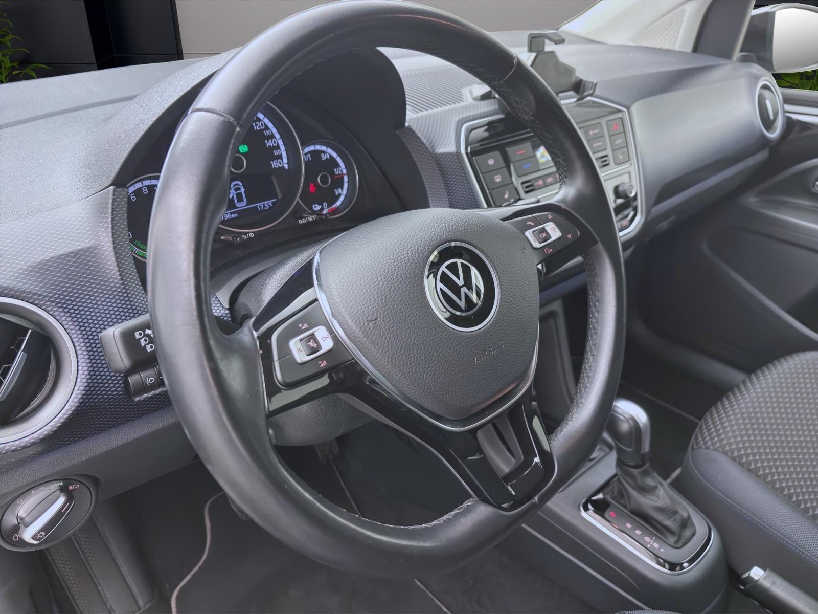 Bild 10: Volkswagen e-up! UNITED KLIMA SITZHZG LED