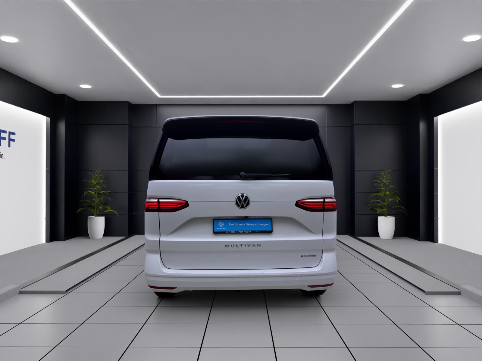 Volkswagen T7 Multivan 1.4 eHybrid DSG AHK PANO IQ.LIGHT NAVI