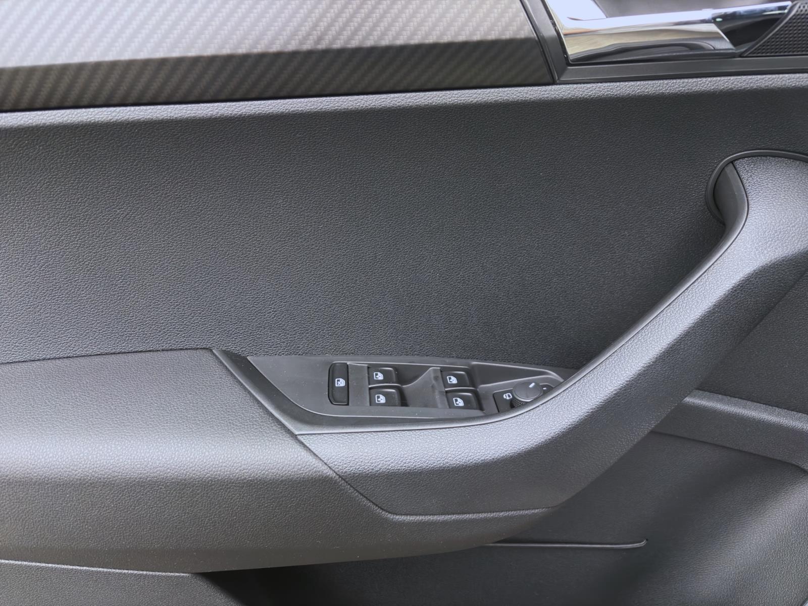 Bild 9: Skoda Karoq 2.0 TSI DSG 4x4 SPORTLINE MATRIX SITZHZG KLIMA