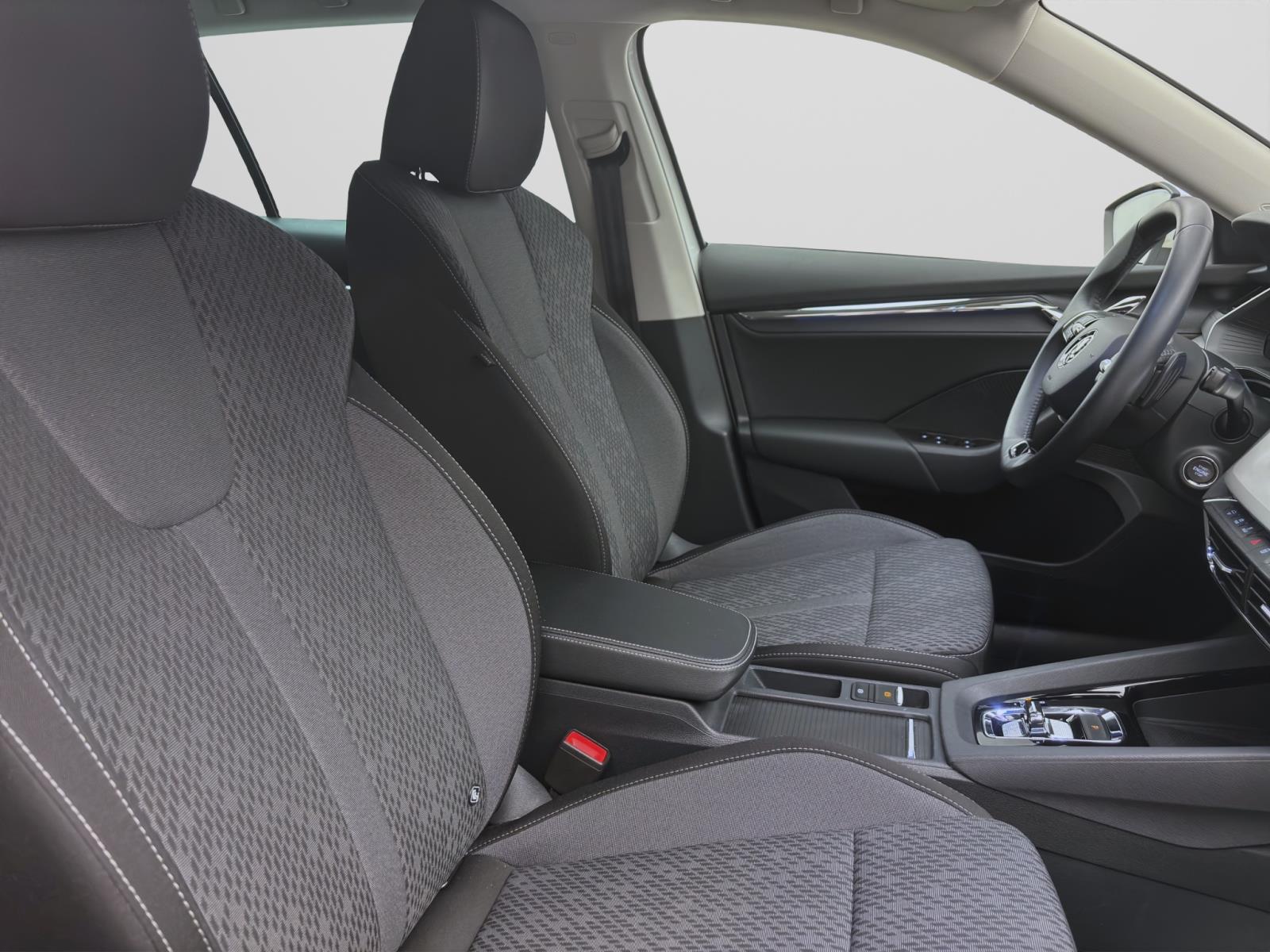 Bild 14: Skoda Octavia Combi 2.0 TDI DSG STYLE NAVI PDC SITZHZG ACC