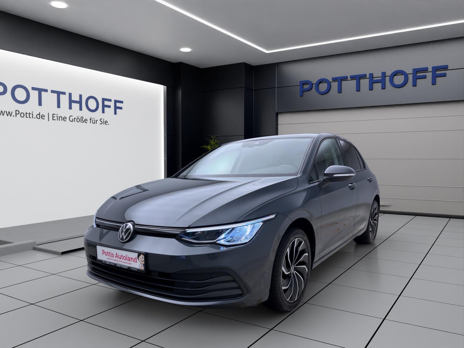 Volkswagen Golf 1.5 TSI LIFE NAVI D.COCKPIT PDC SITZHZG