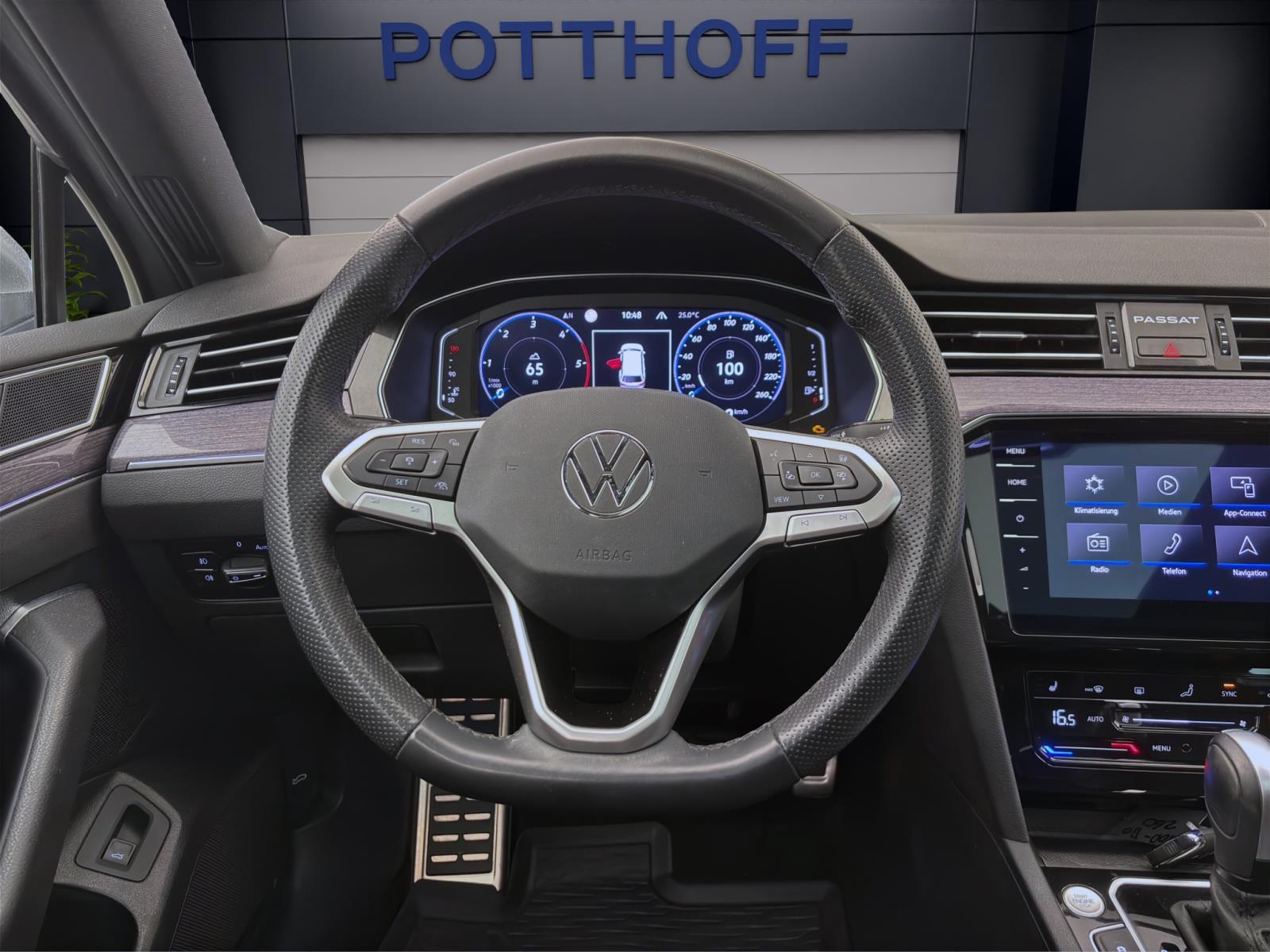 Volkswagen Passat Variant 2.0 TDI DSG 4M ALLTRACK PANO STANDHZG IQ.LIGHT