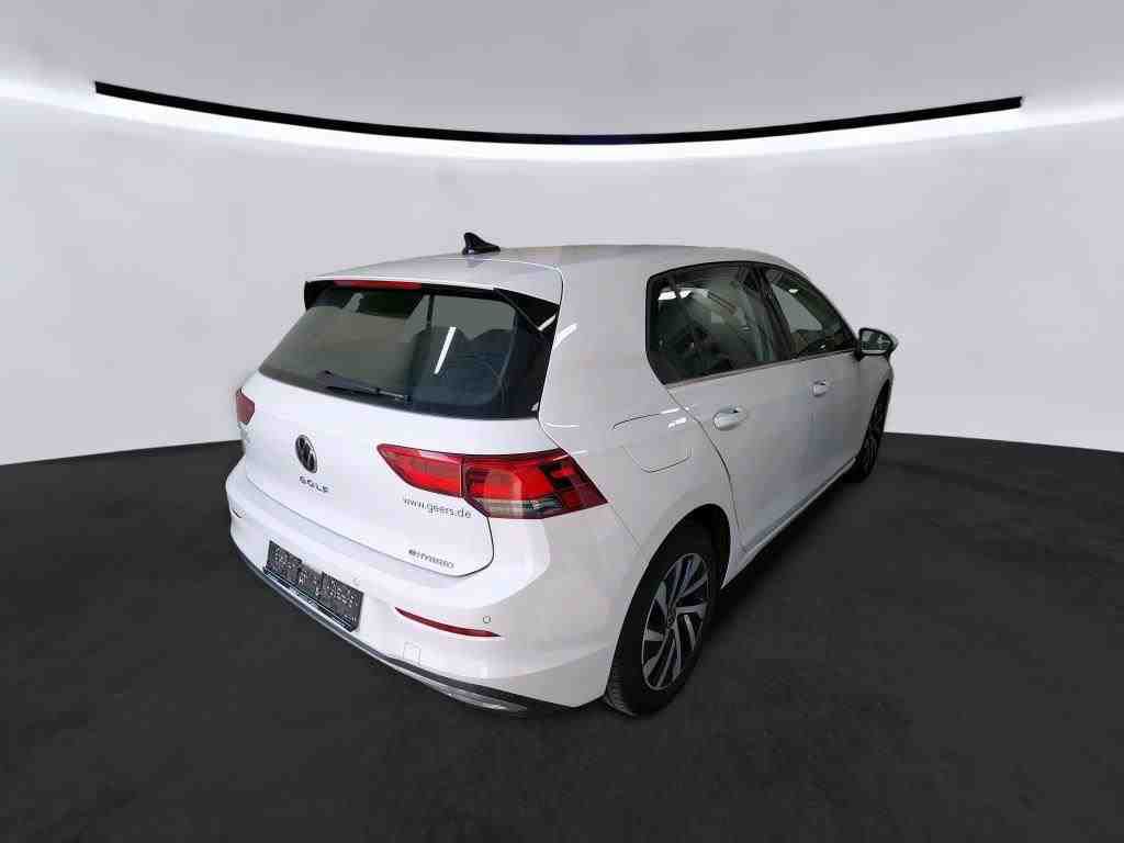 Volkswagen Golf 1.4 eHybrid STYLE NAVI KLIMA PDC LED