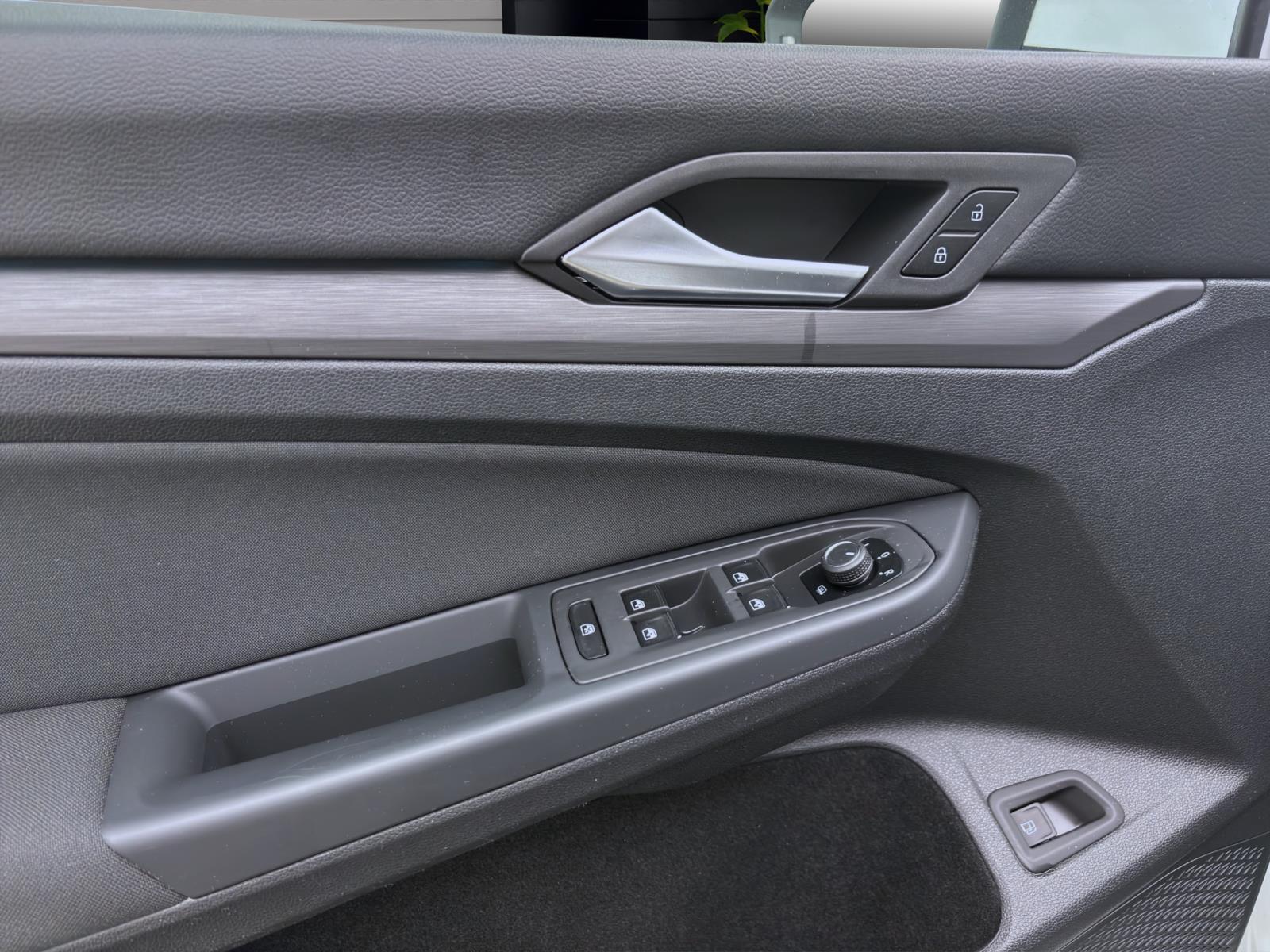 Bild 9: Volkswagen Golf 1.4 eHybrid STYLE NAVI KLIMA PDC LED