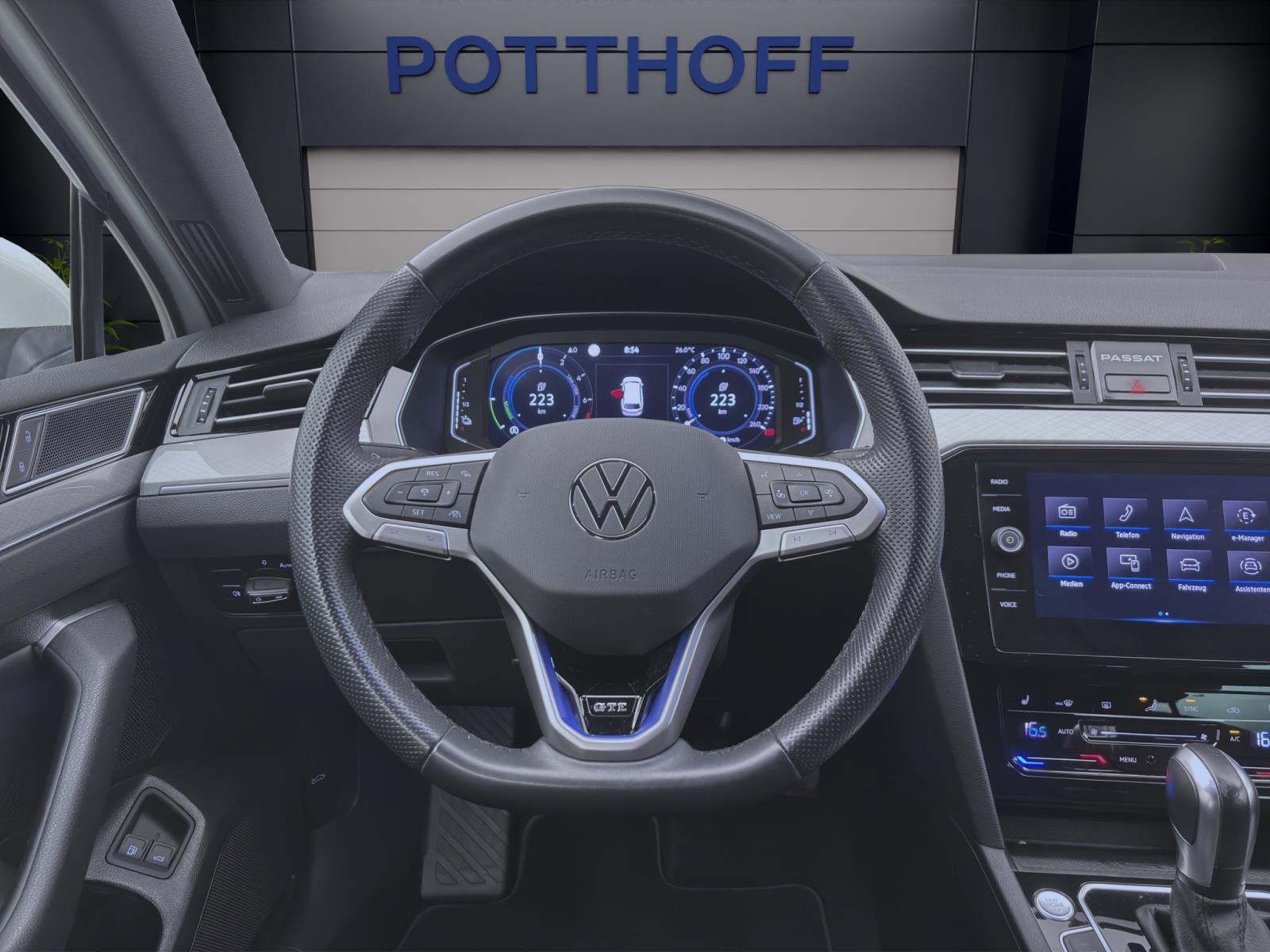 Bild 10: Volkswagen Passat Variant GTE STANDHZG IQ.LIGHT AHK PDC