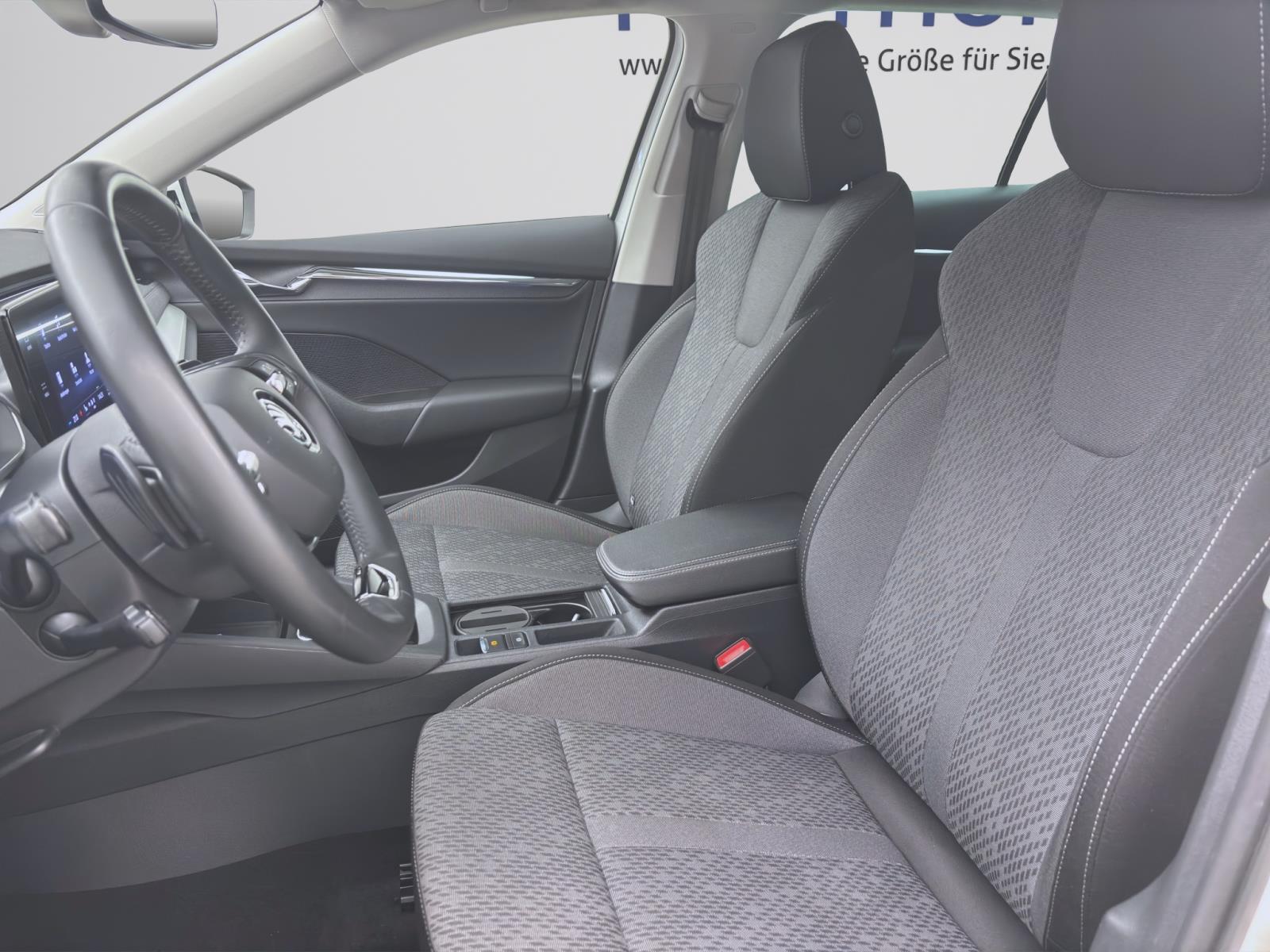 Bild 8: Skoda Octavia Combi 2.0 TDI DSG STYLE AHK NAVI LED HuD SITZHZG