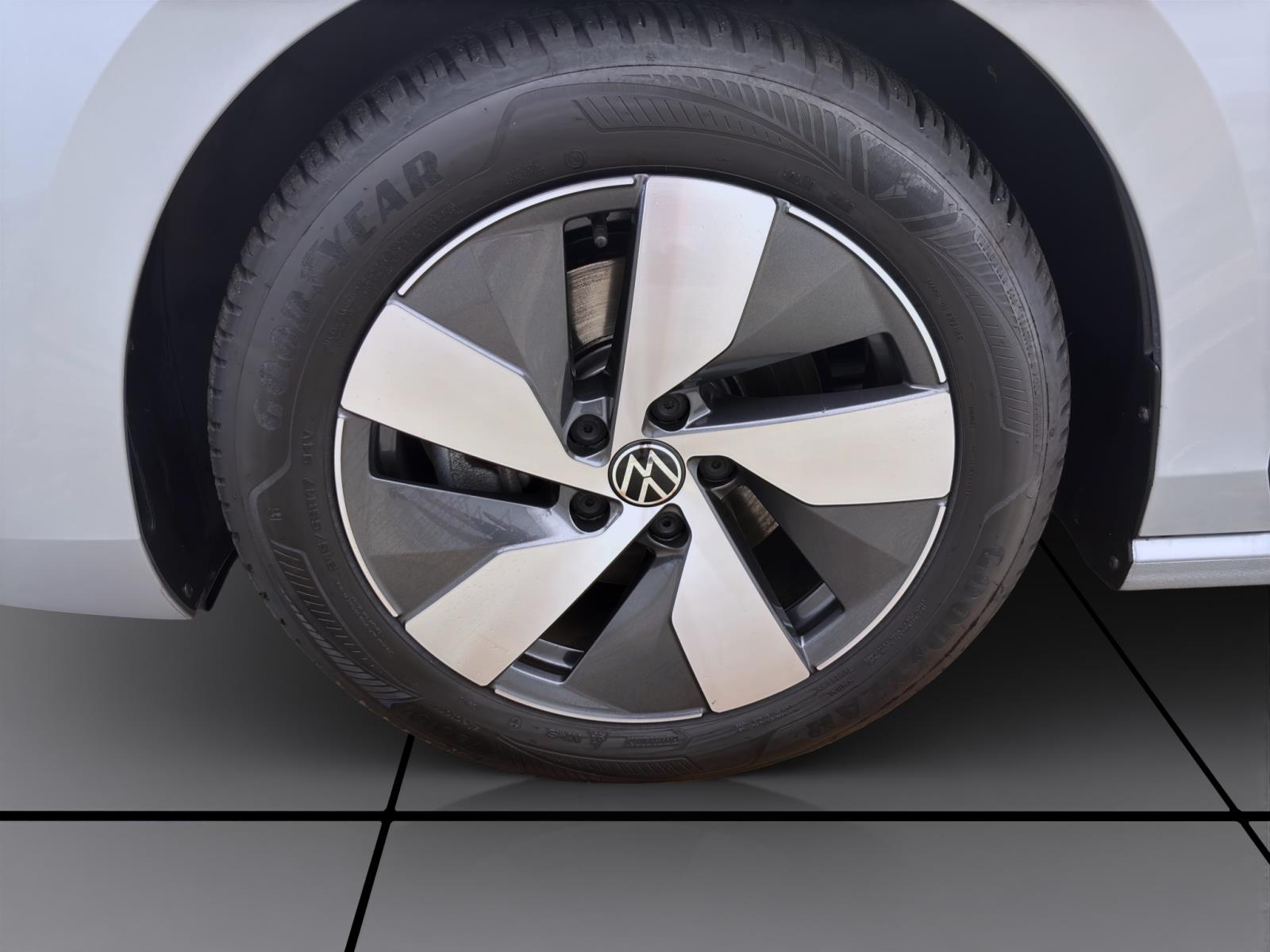 Bild 7: Volkswagen Passat Variant 2.0 TDI DSG ELEGANCE NAVI IQ.LIGHT AHK PDC