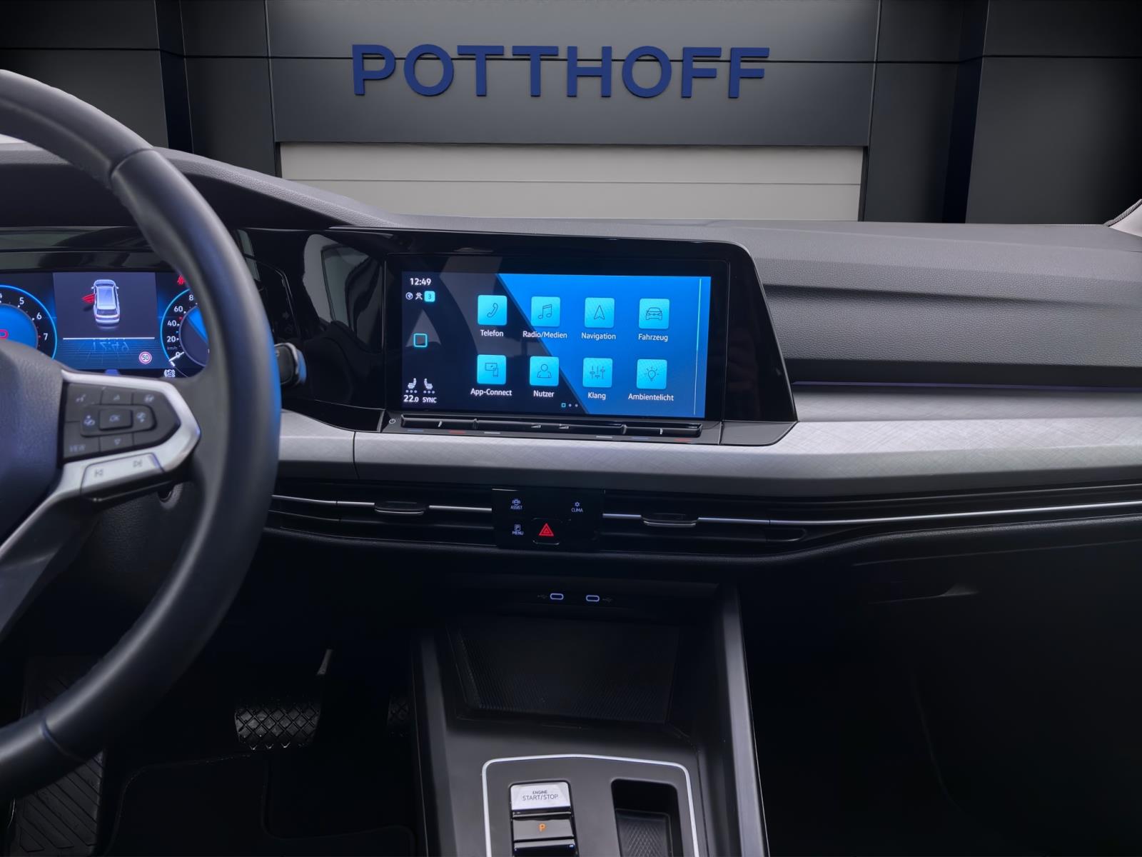 Bild 12: Volkswagen Golf Variant 1.5 eTSI DSG LIFE NAVI PDC LED LM16