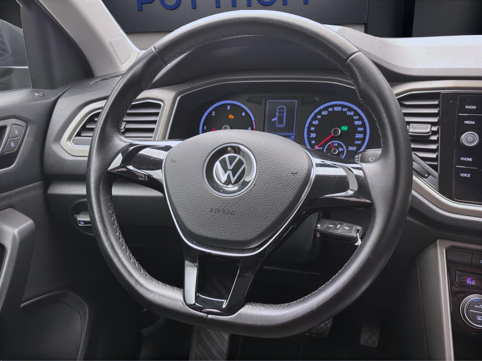 Bild 10: Volkswagen T-Roc 2.0 TDI DSG STYLE NAVI KLIMA PDC SITZHZG