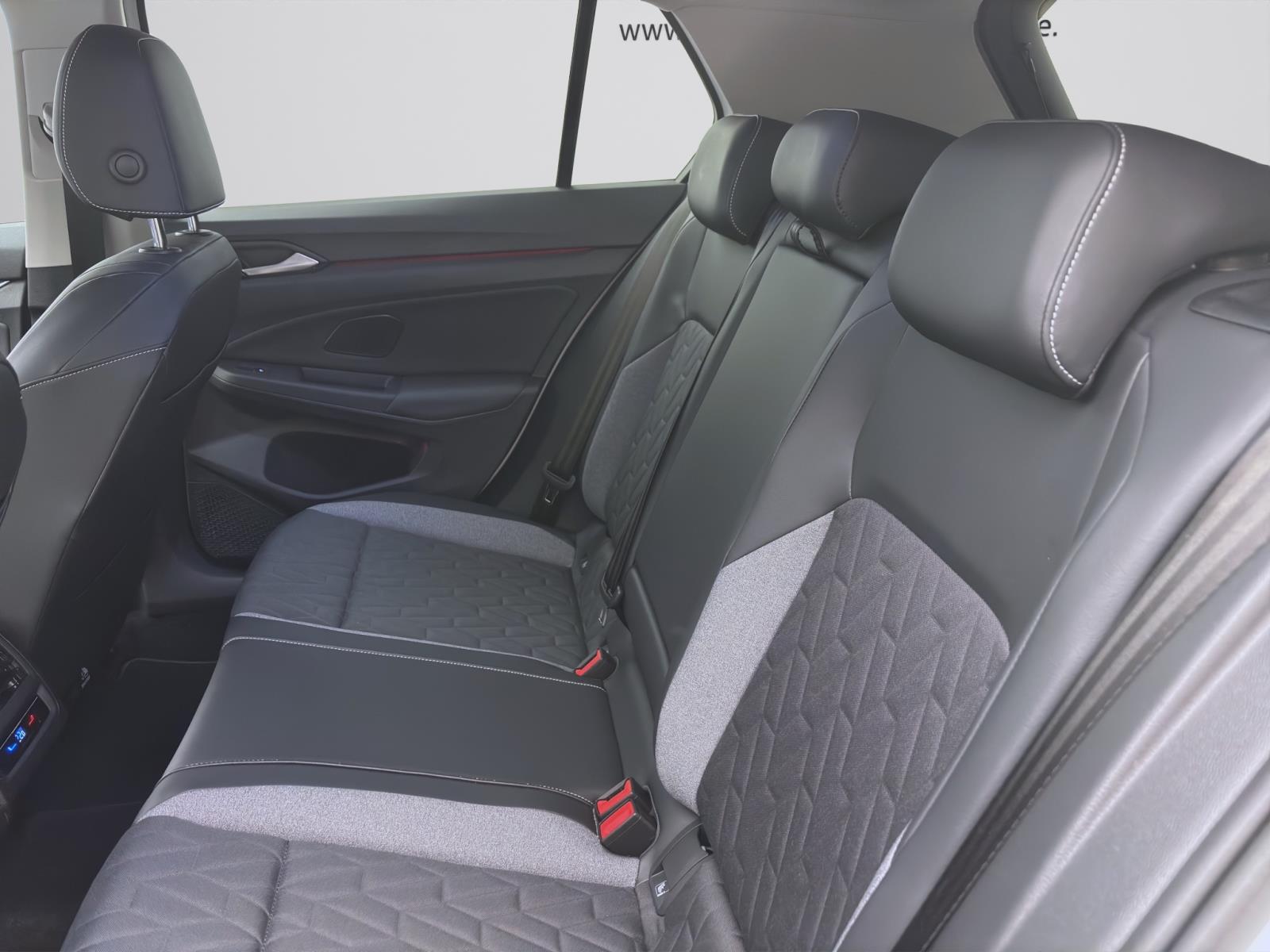 Bild 13: Volkswagen Golf 1.5 TSI GOAL KLIMA PDC LED SITZHZG