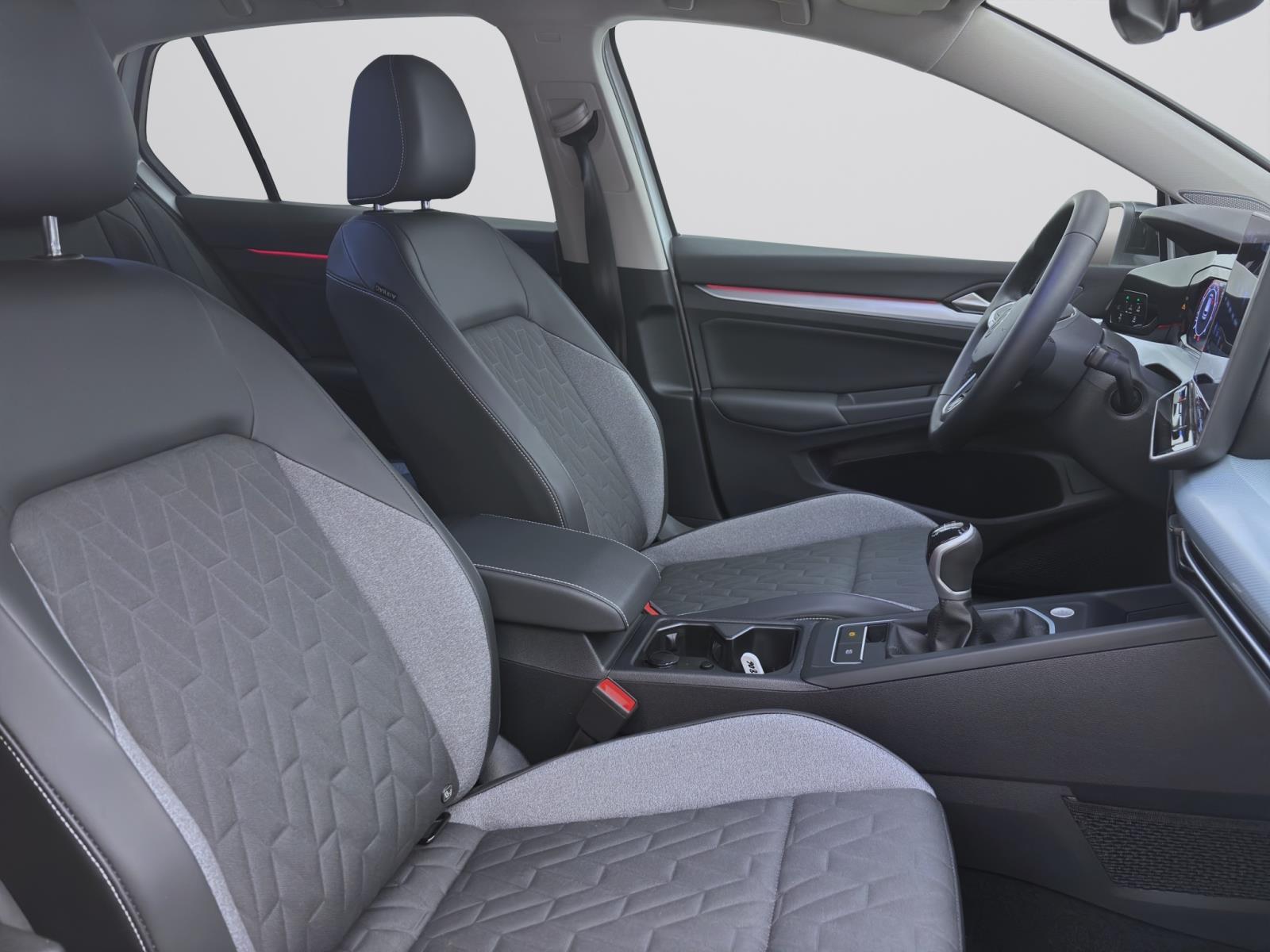 Bild 14: Volkswagen Golf 1.5 TSI GOAL KLIMA PDC LED SITZHZG