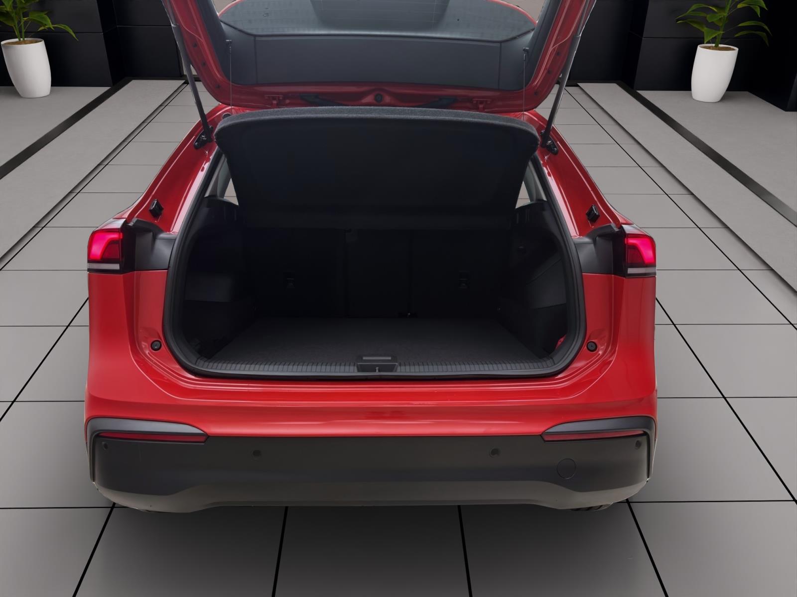 Bild 3: Volkswagen Tiguan 1.5 eTSI DSG LIFE STDHZG KAMERA AHK PDC