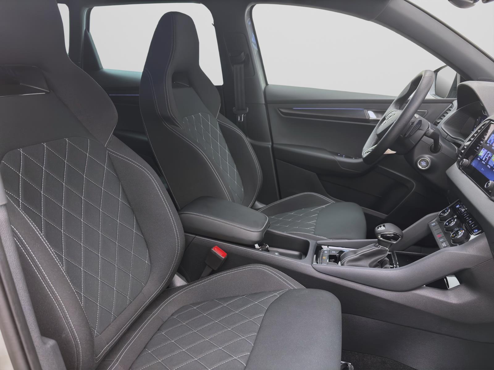 Skoda Karoq 2.0 TSI DSG 4x4 SPORTLINE MATRIX SITZHZG DAB+ KLIMA
