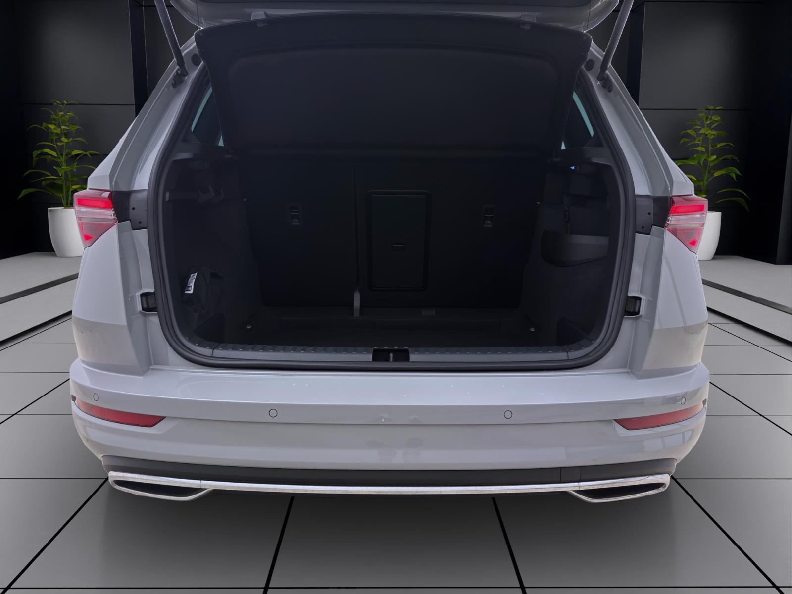 Skoda Karoq 2.0 TSI DSG 4x4 SPORTLINE MATRIX PDC SITZHZG LM18