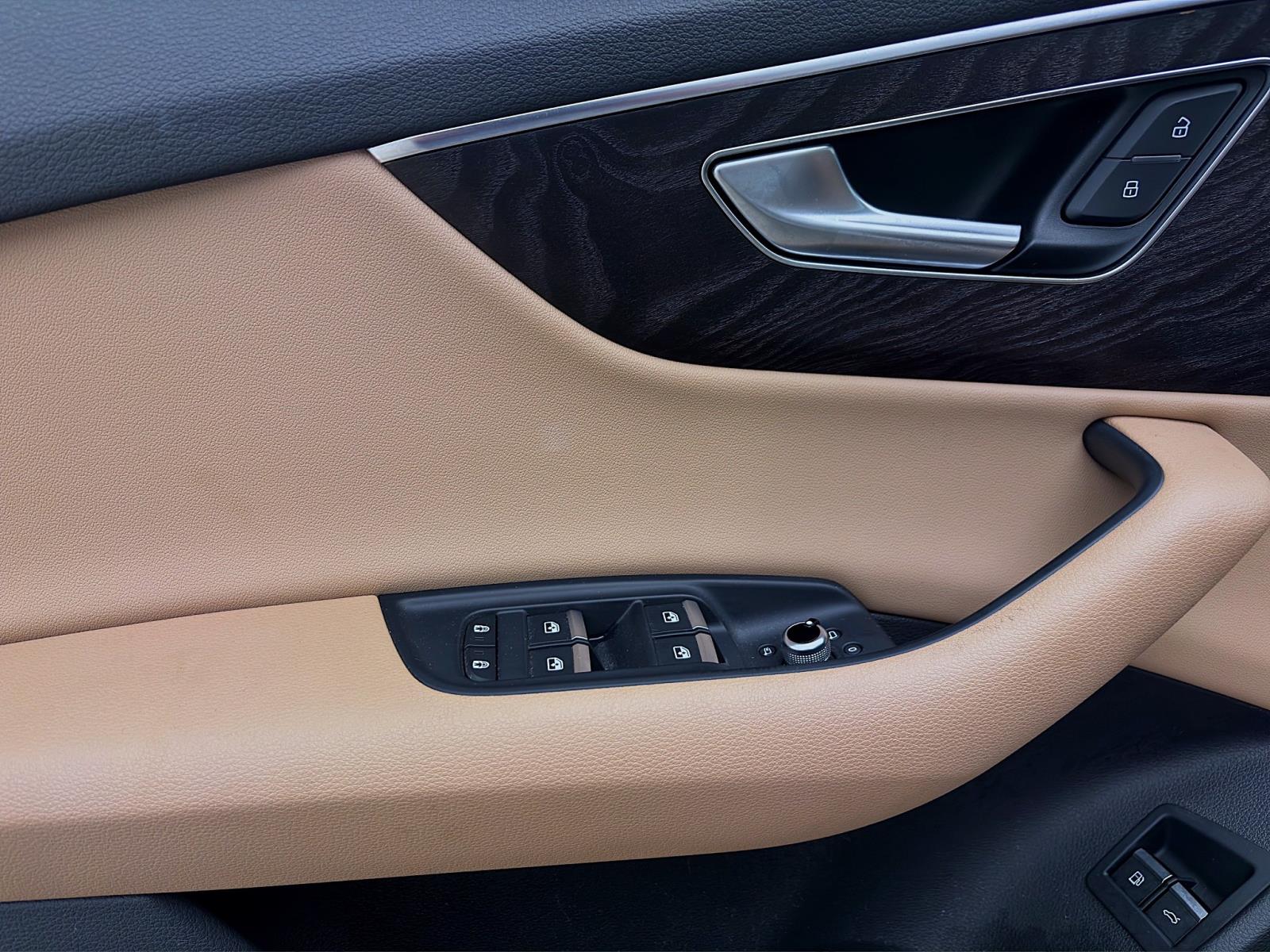 Bild 9: Audi Q7 55 TFSIe Q NAVI PDC KAMERA SITZHZG