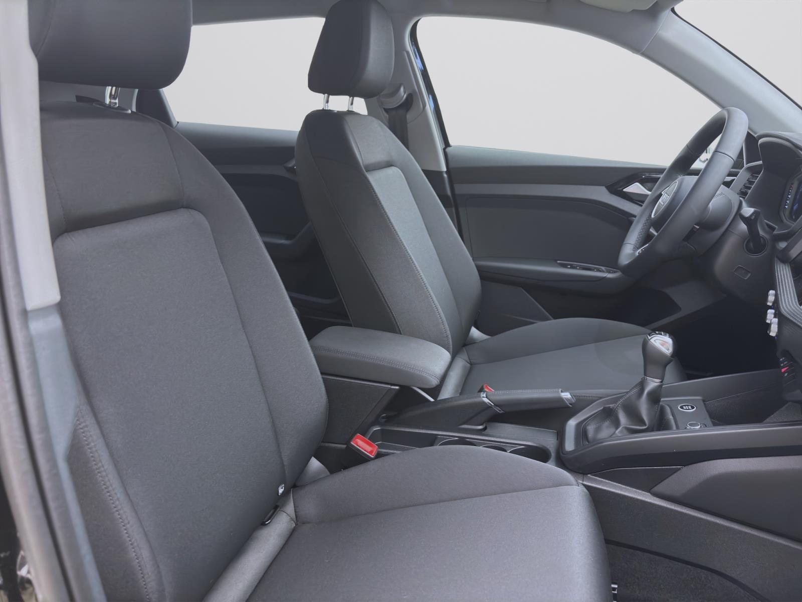 Audi A1 Sportback 25 TFSI SITZHZG LED PDC LM17