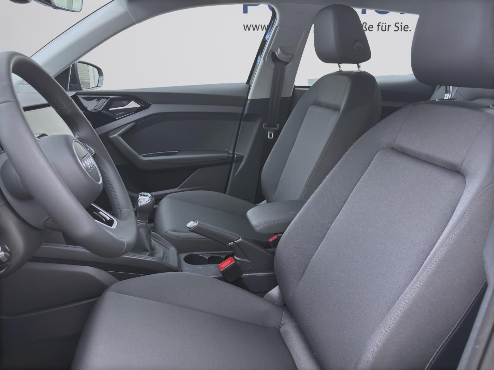 Audi A1 Sportback 25 TFSI SITZHZG LED LM17 PDC