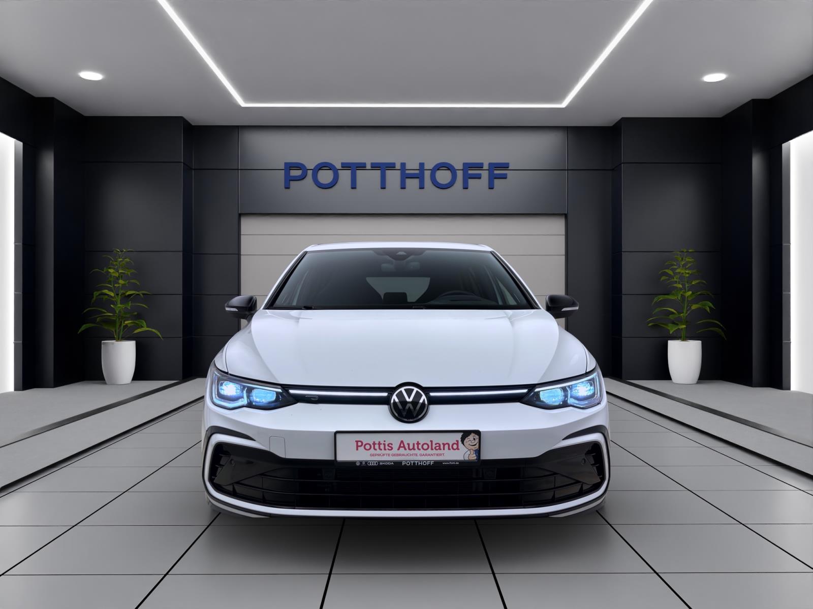 Volkswagen Golf 1.5 eTSI DSG R-LINE NAVI KAMERA PDC KLIMA