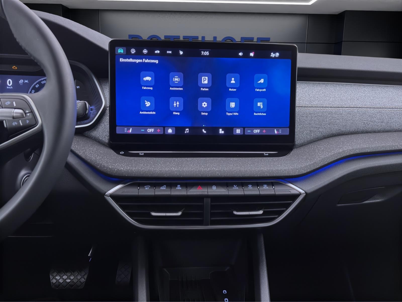 Bild 12: Skoda Octavia Combi 1.5 eTSI DSG SELECTION NAVI PDC MATRIX