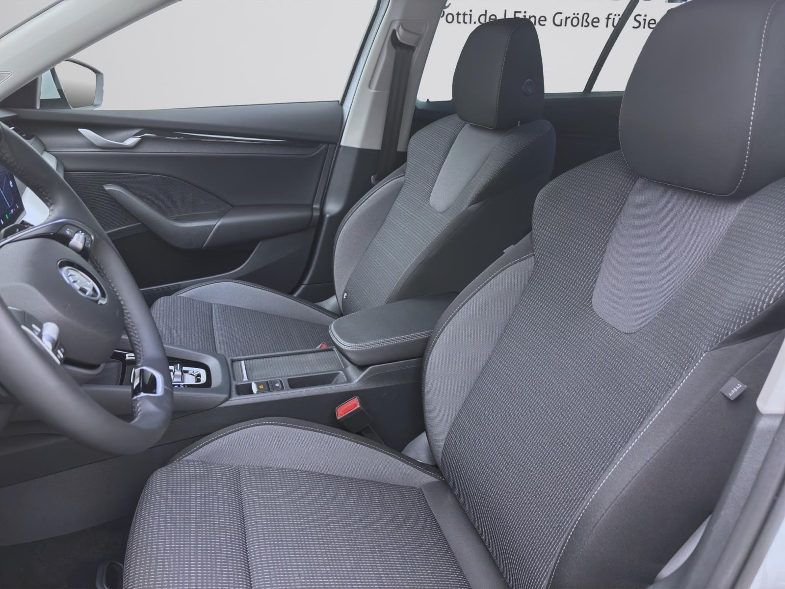 Bild 8: Skoda Octavia Combi 1.5 eTSI DSG SELECTION NAVI MATRIX SHZG