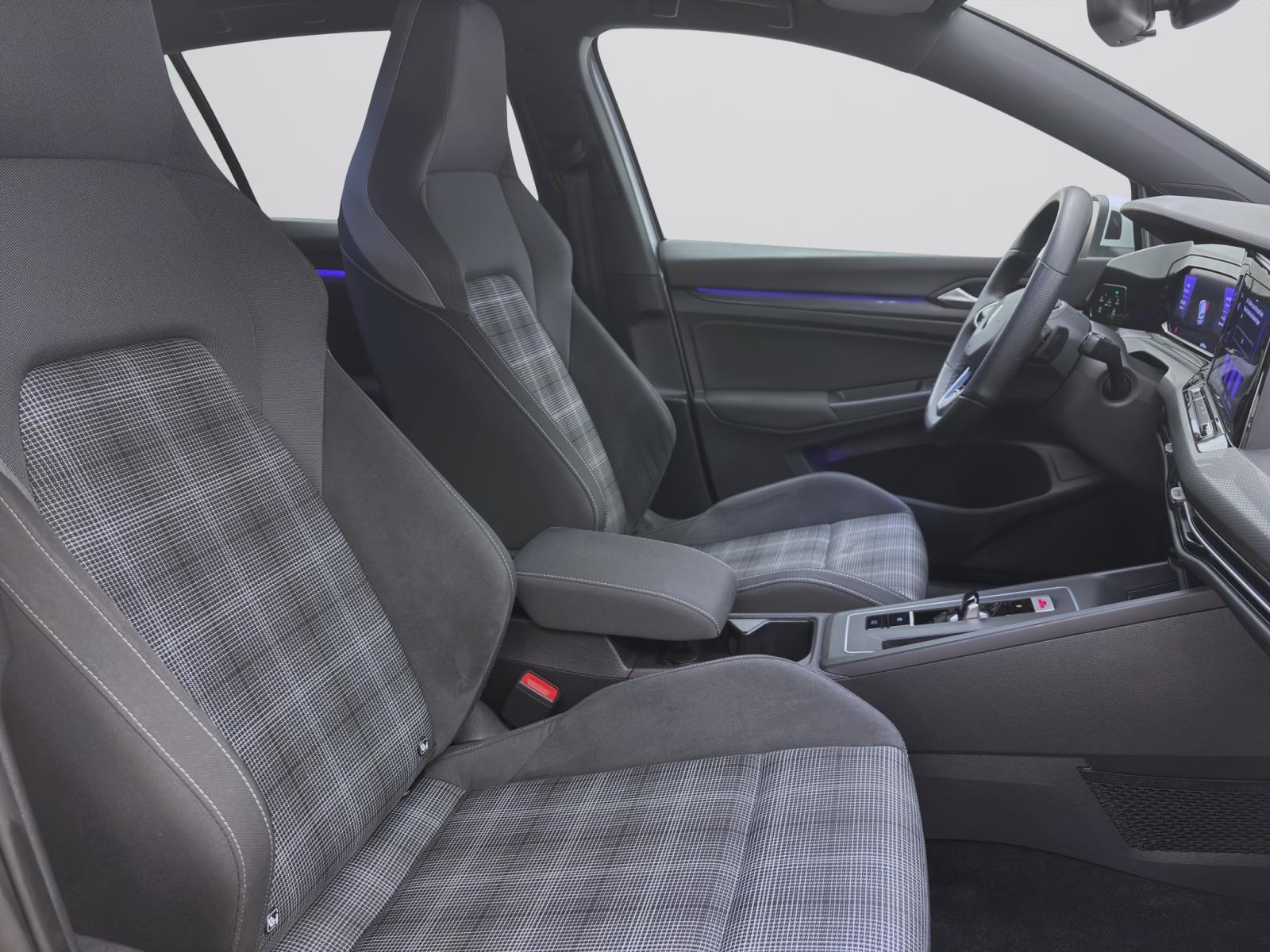 Bild 14: Volkswagen Golf GTD NAVI KAMERA PDC MATRIX