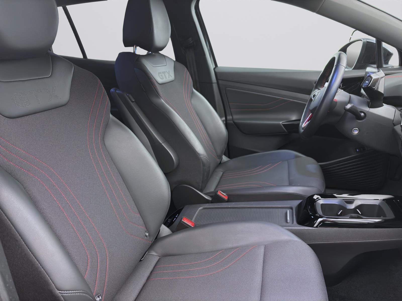 Volkswagen ID.4 4M GTX AHK NAVI IQ.LIGHT KAMERA