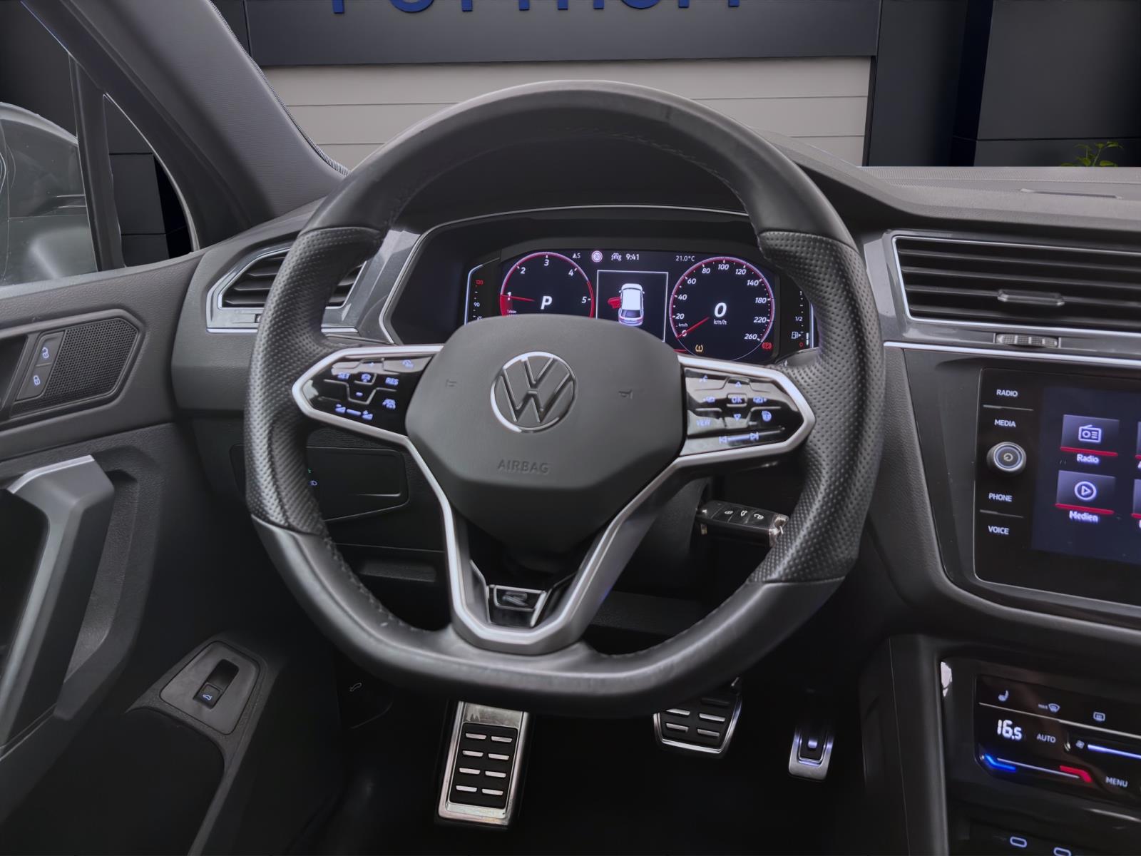 Bild 10: Volkswagen Tiguan 2.0 TDI DSG R-LINE NAVI MATRIX KAMERA SITZHZG