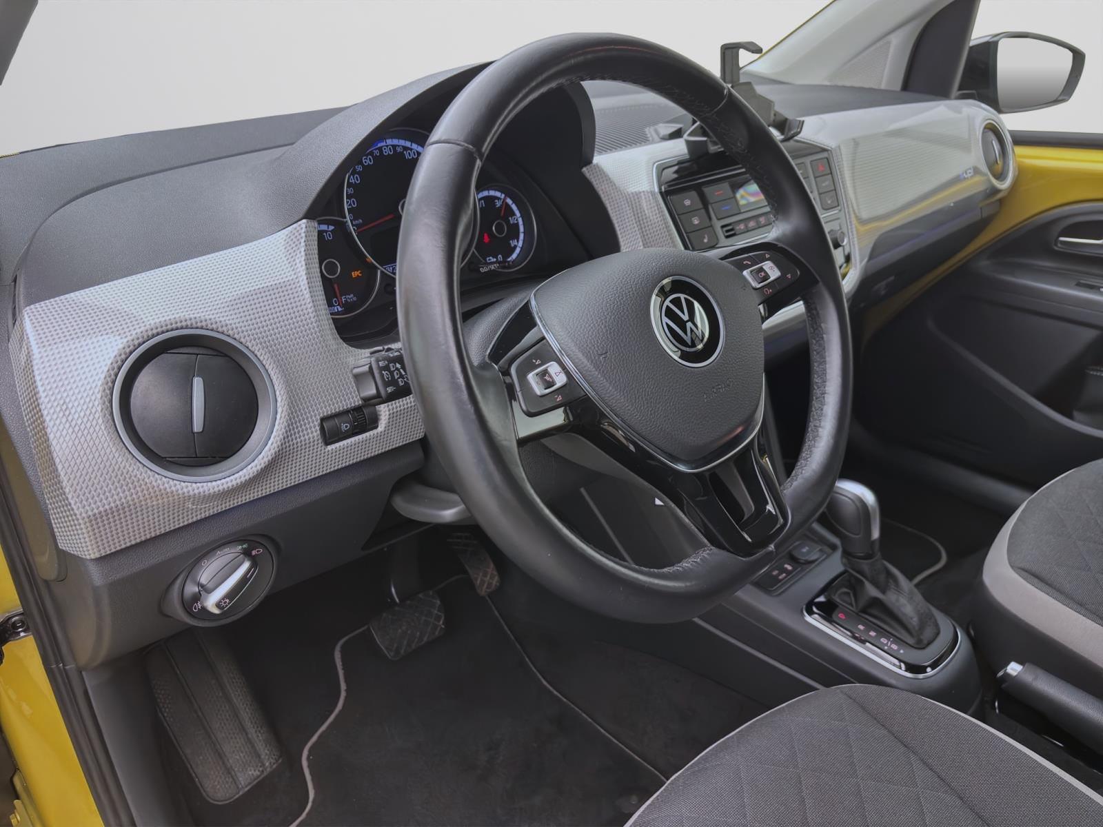 Bild 12: Volkswagen e-up! STYLE KAMERA ACC SITZHZG DAB+