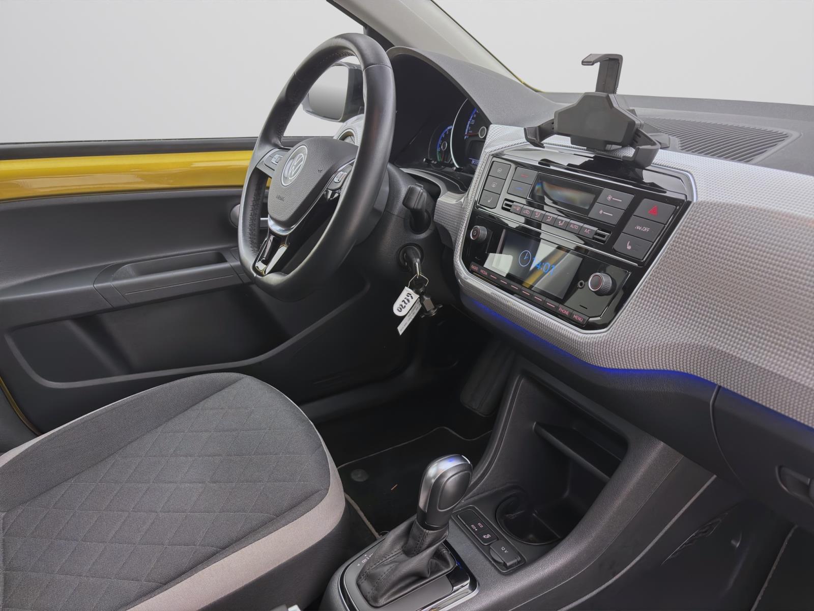 Bild 16: Volkswagen e-up! STYLE KAMERA ACC SITZHZG DAB+