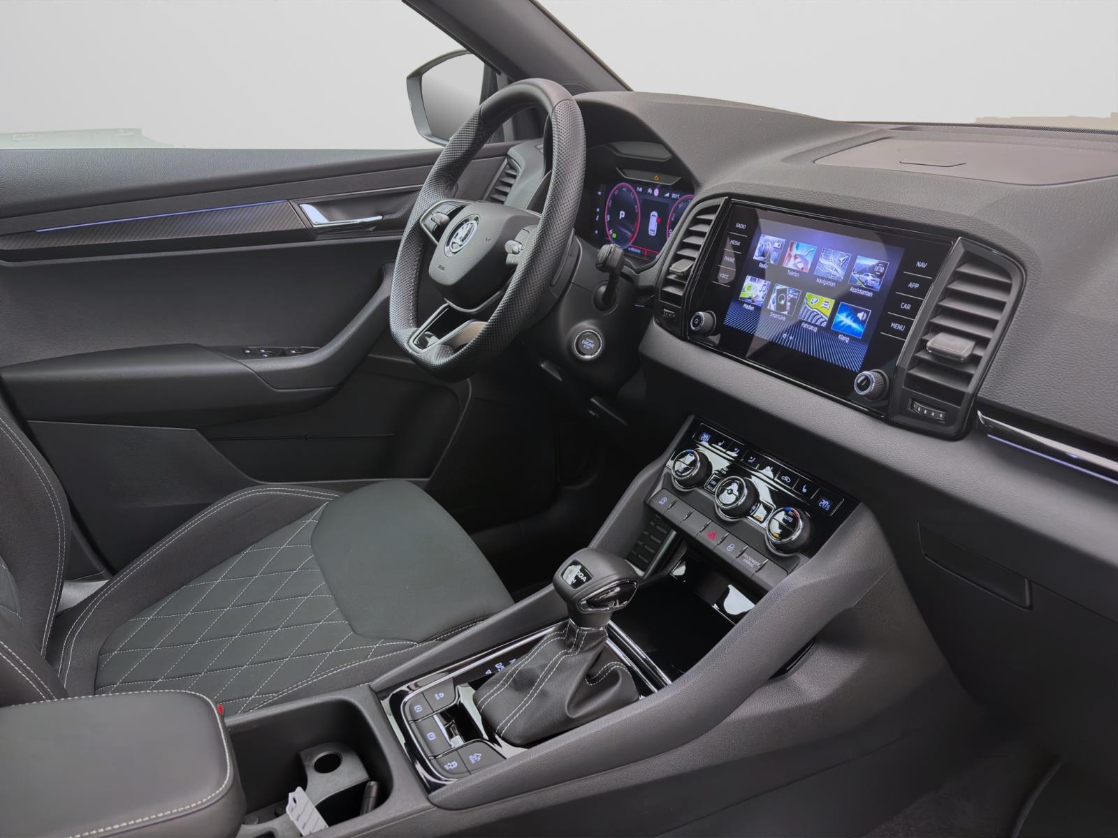 Bild 15: Skoda Karoq 2.0 TSI DSG 4x4 SPORTLINE MATRIX PDC SHZG LM18
