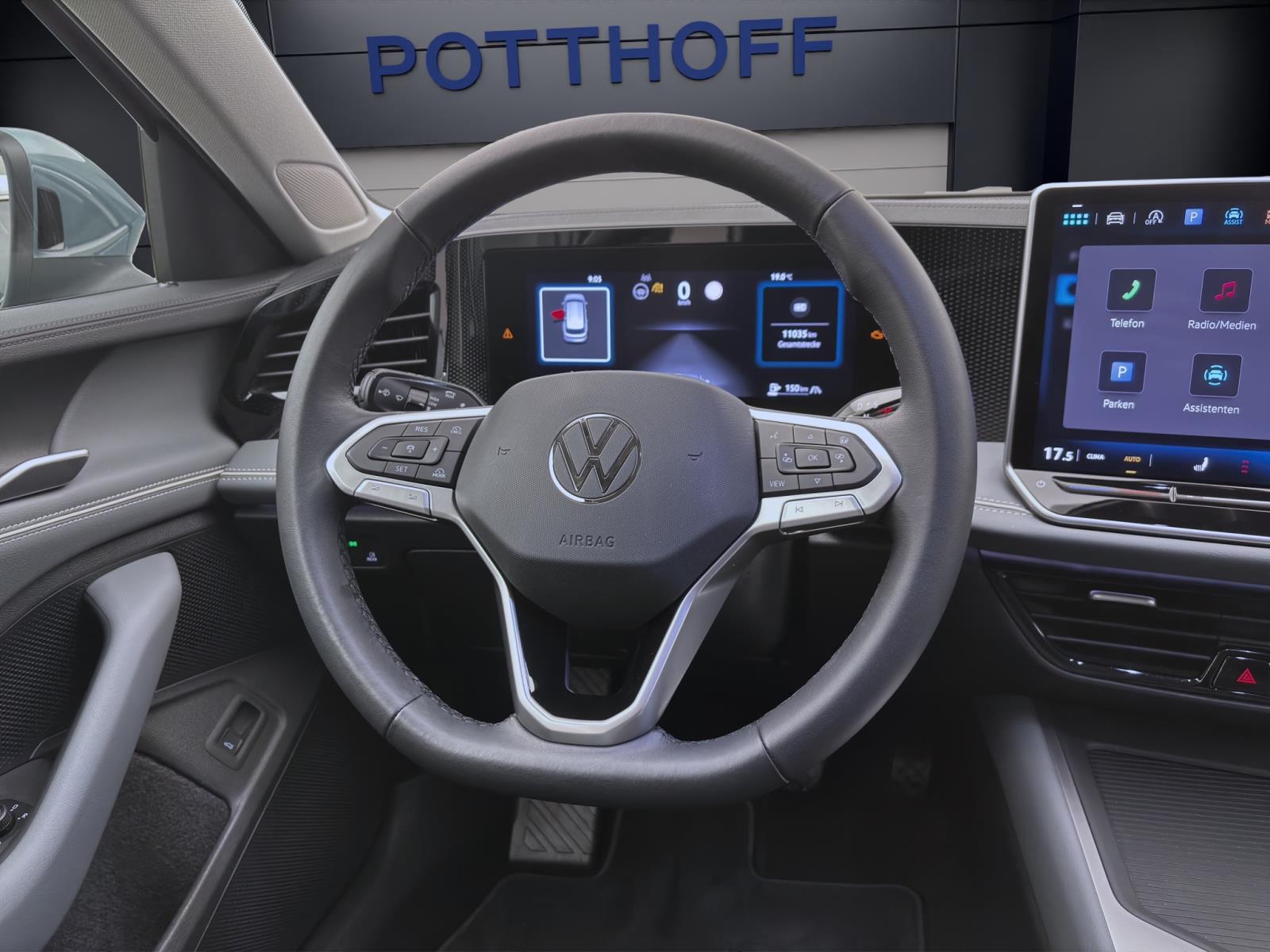 Bild 10: Volkswagen Passat Variant 1.5 eTSI DSG BUSINESS NAVI KAMERA DCC HuD