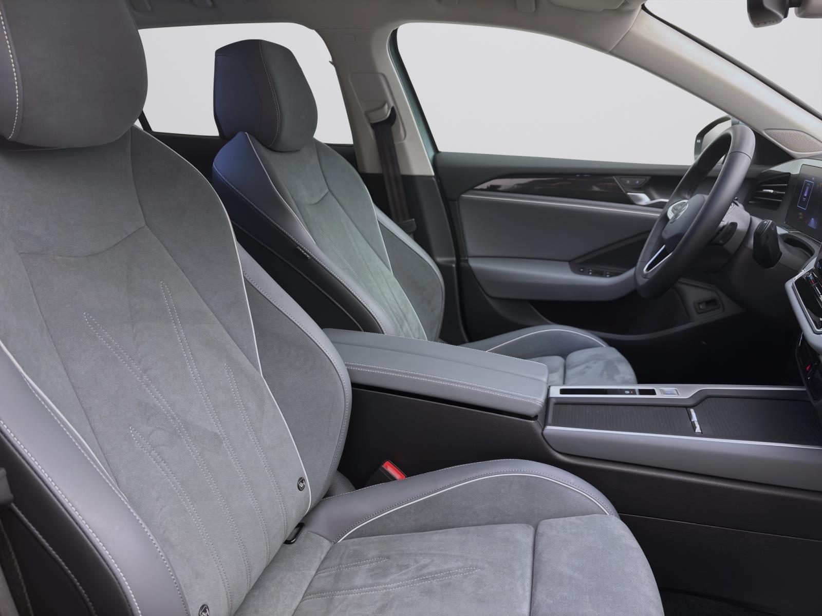 Bild 14: Volkswagen Passat Variant 1.5 eTSI DSG BUSINESS NAVI KAMERA DCC HuD